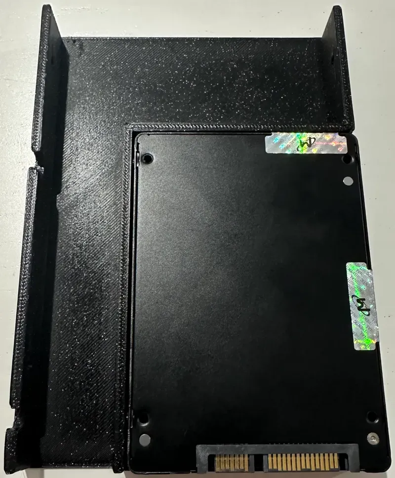 2.5 inch Drive SSD Adapter Bracket for Servers