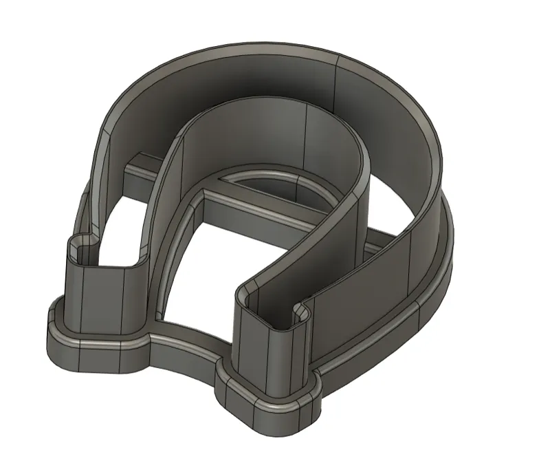 Horseshoe cookie cutter