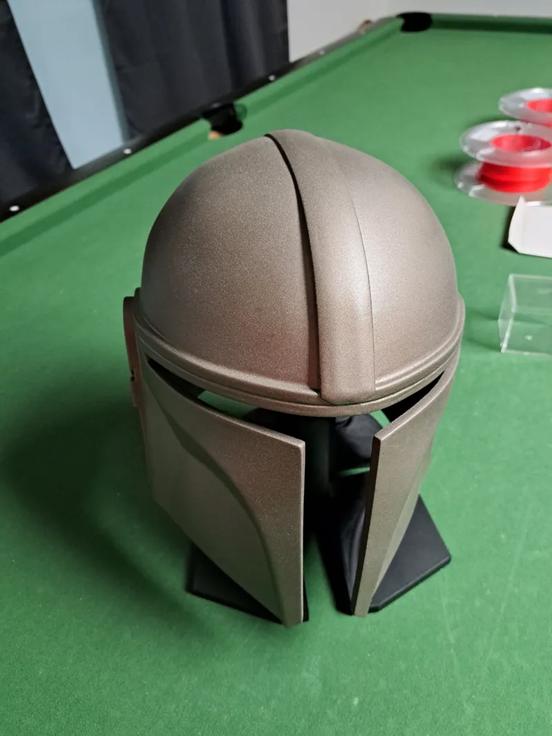 Mandalorian Helmet Stand