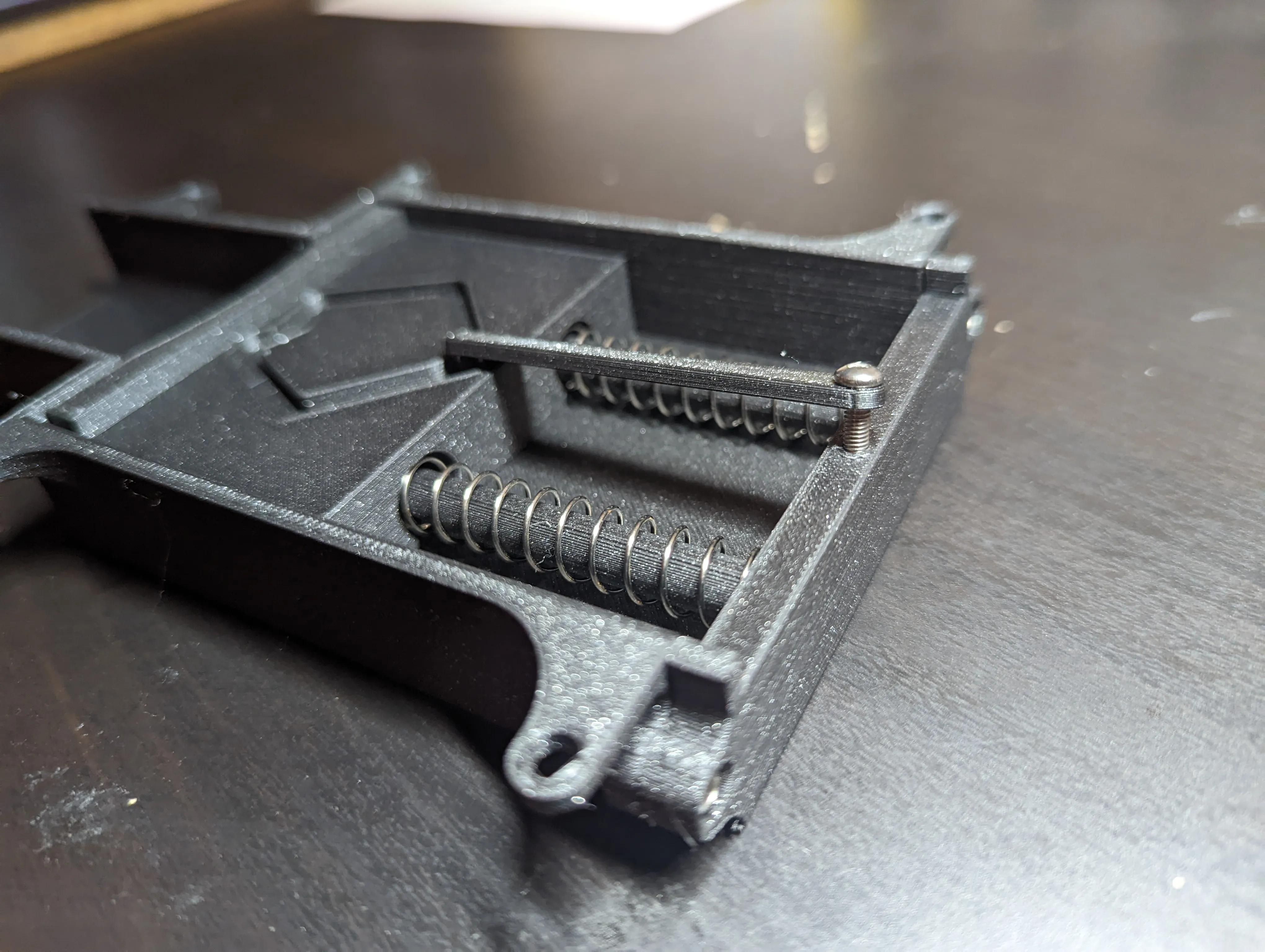 Google Chromecast TV Remote Push-Click mount by ByteSlinger - MakerWorld