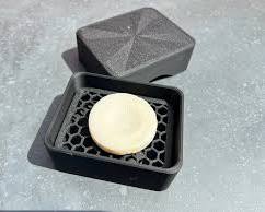 3D printable traveler soap box with hexagons