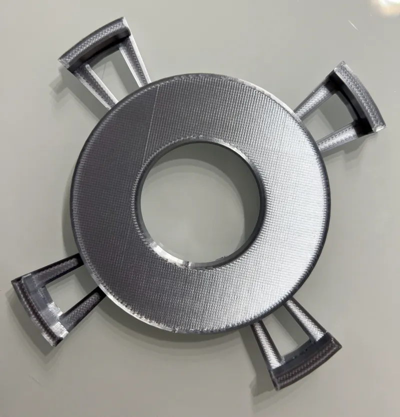 Lampenschirmhalter passend für E27, ohne Gewinde und niedriger für eine bessere Druckzeit