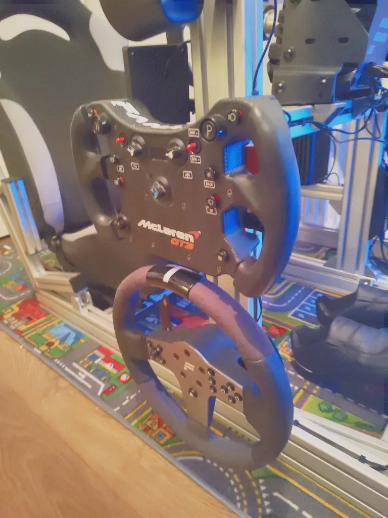 Fanatec floating 8020 mount adapter