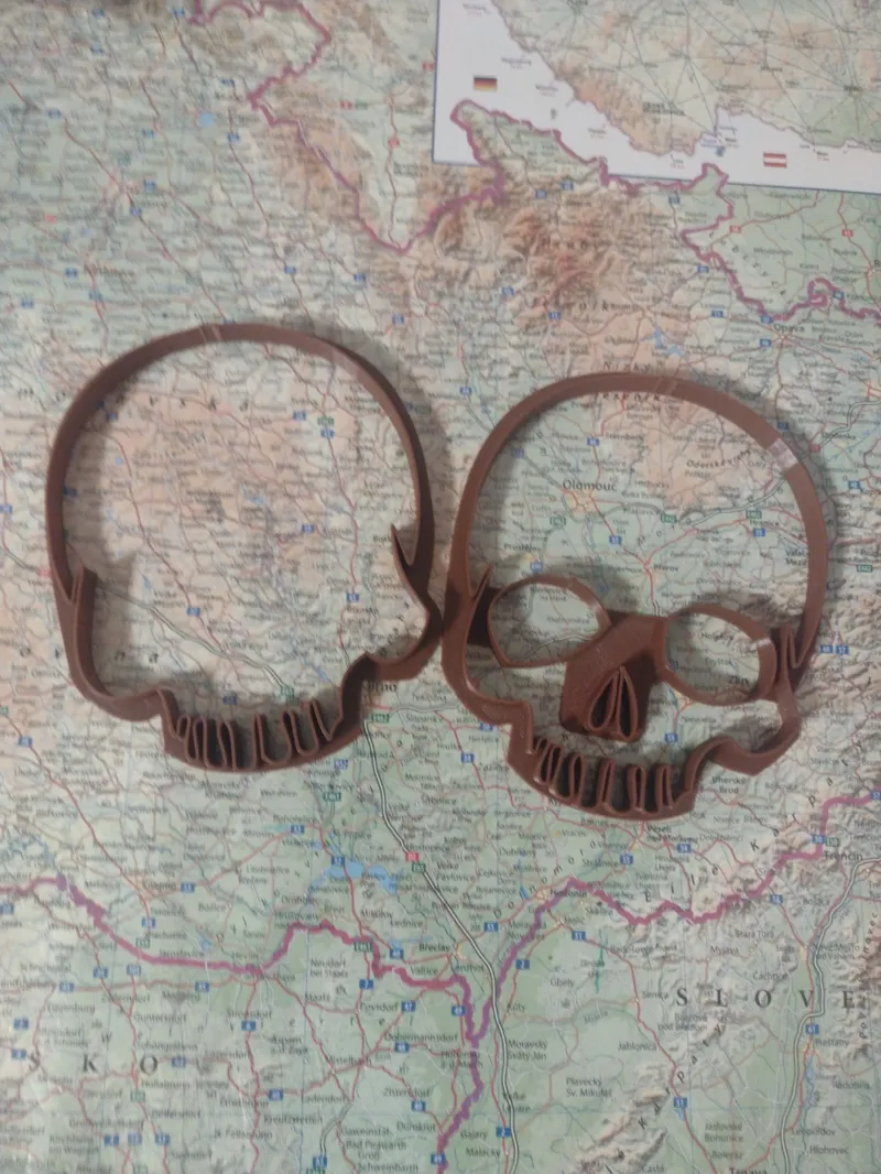 Skull cookie cutter 