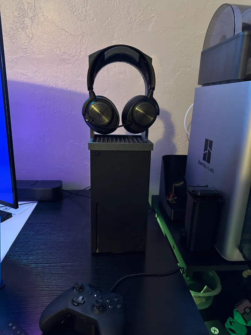 XBOX X headphone mount