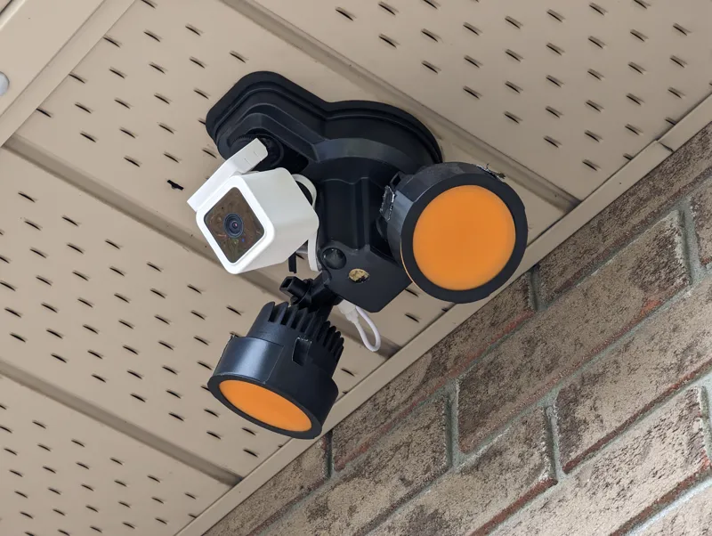 Floodlight color filter