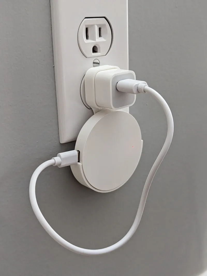 Zigbee Smart Gateway Wall Plug Mount