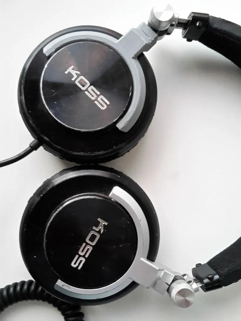 KOSS Pro DJ100/200 headphone cup clamp holder by smejch MakerWorld