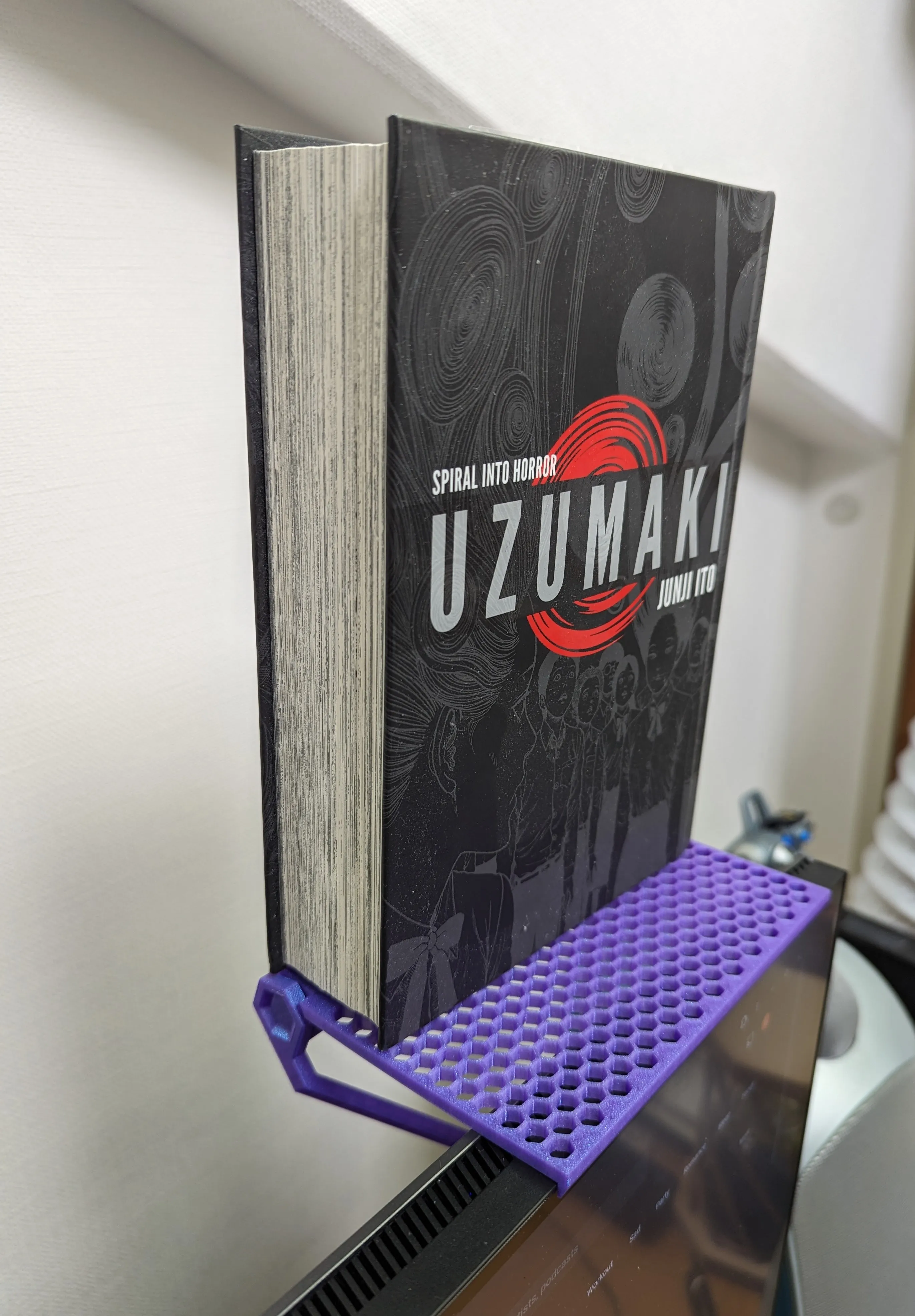 Adjustable Monitor Shelf 3D Print