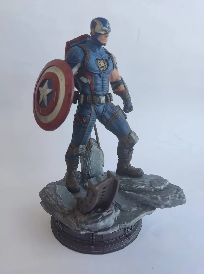 CAPTAIN AMERICA HYDRA statue