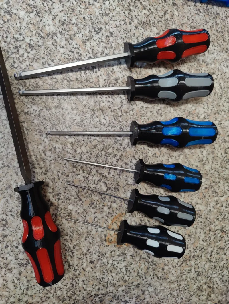 Modular Screwdriver Handle with Grip Inlets