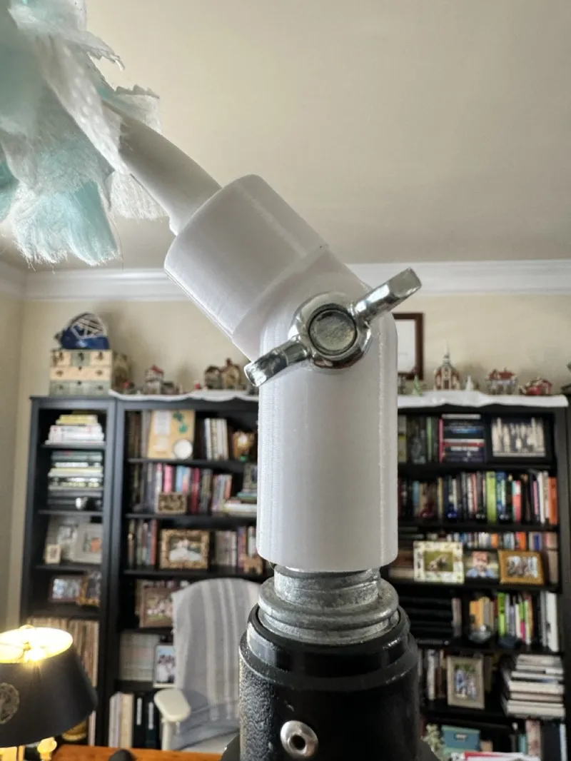 Mr. Longarm extension pole Swiffer adapter