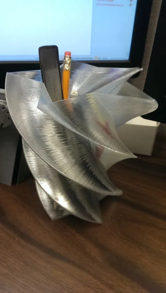 My Customized Star / Ellispe / Polygon Vase, Pen / Flower Pot Creator