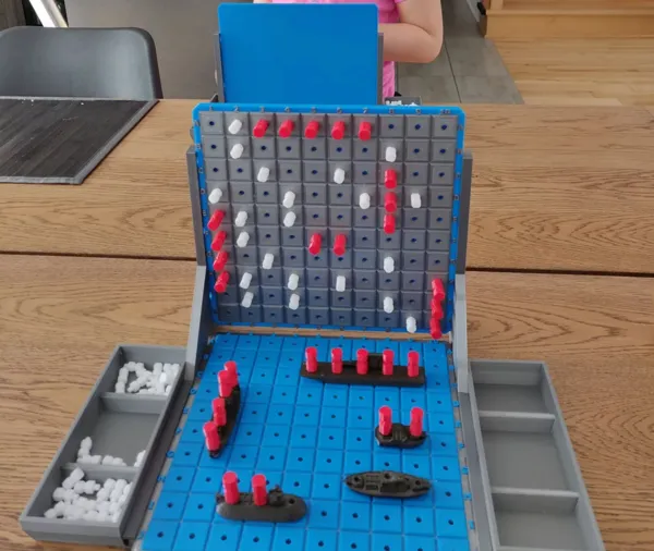 Jeu de bataille navale à assembler