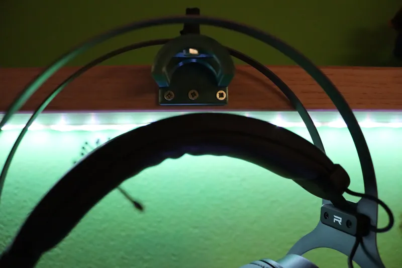 Headphone Holder for Sharkoon SGH3