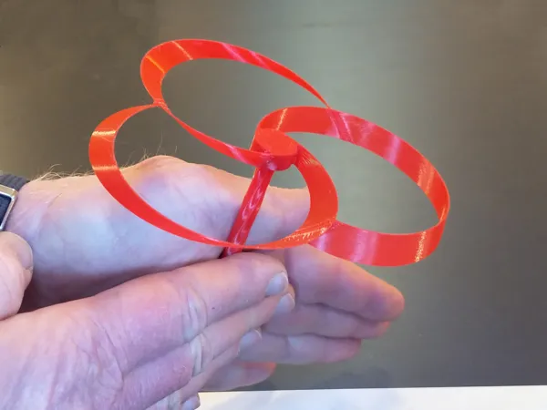 Hélicoptère à main ultraléger