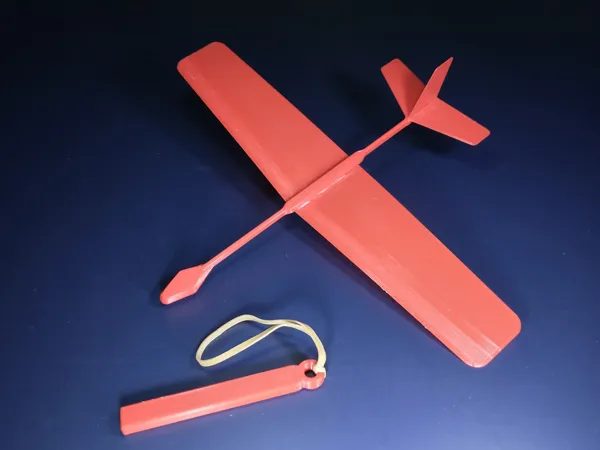 Planeur Gooseneck à lancement par élastique