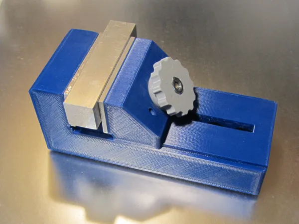 https://makerworld.bblmw.com/makerworld/model/DSM00000000095295/design/2023-12-16_z2c7j3vqaann.jpg