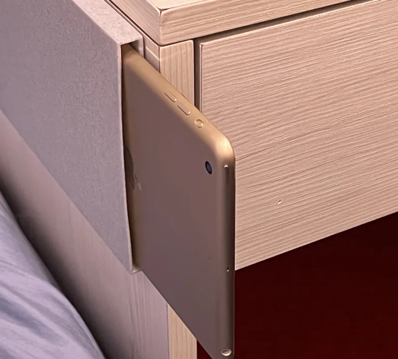 iPad mini Slot