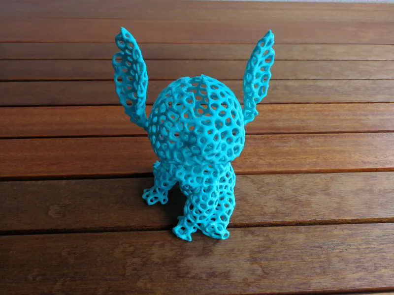 Stitch voronoi piggy bank