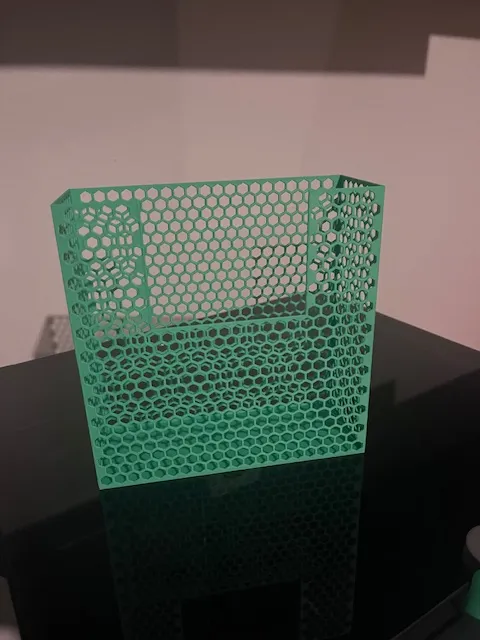 Poope chute hexagon