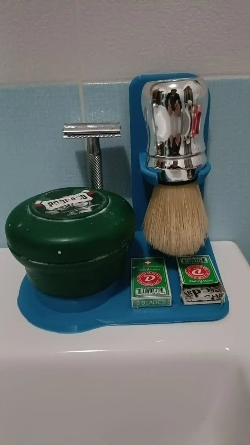 Razor Organizer