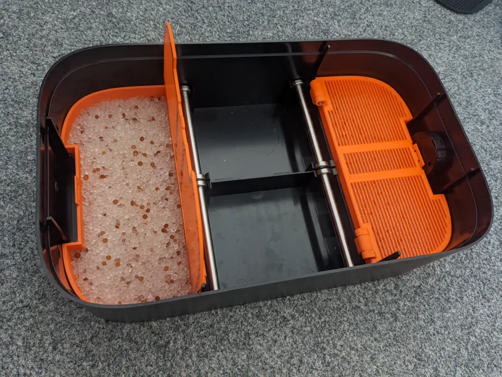 Desiccant tray / container for Polymaker Polybox II with top cover by s