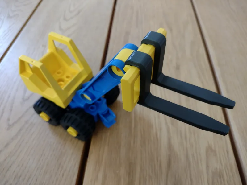 Fork Lift for Duplo Toolo