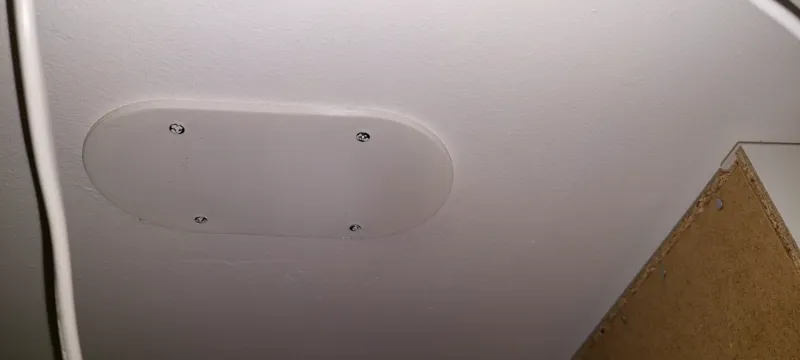 Duo socket box - cover / Krytka dvojkrabice pro zásuvky