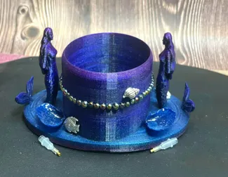 Guardians Mermaid pen holder 