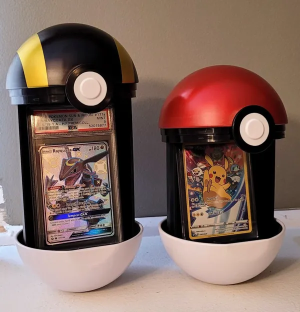 Présentoir Pokéball pour cartes protégées