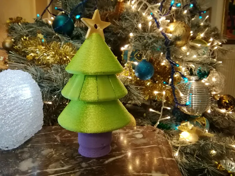 Christmaze tree