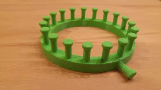Knitting Loom Tool 19 Pegs / Große Strickliesel 