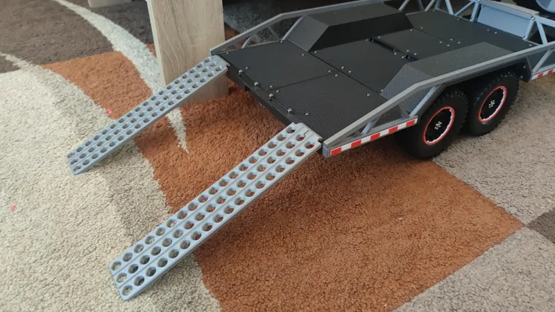 Jumbo Hauler extended ramp