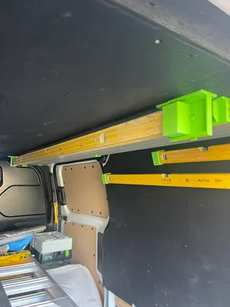 Ceiling Mounted Level Bracket