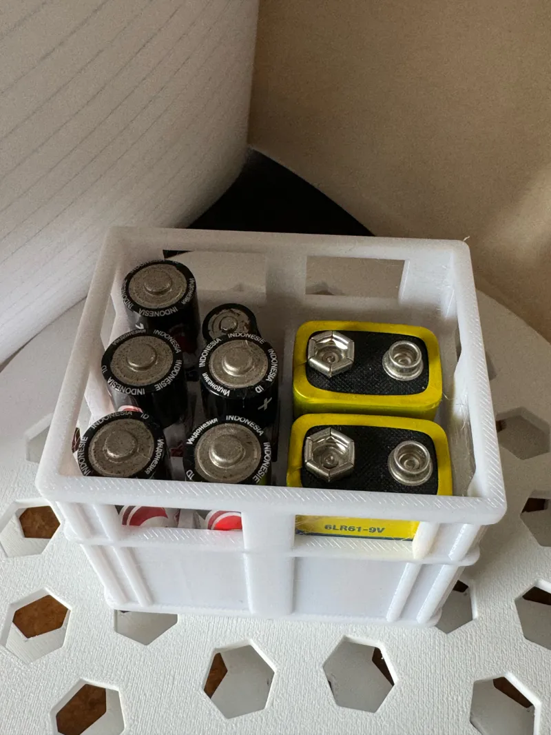 6 AA 2 9V 3 Button Battery Crate