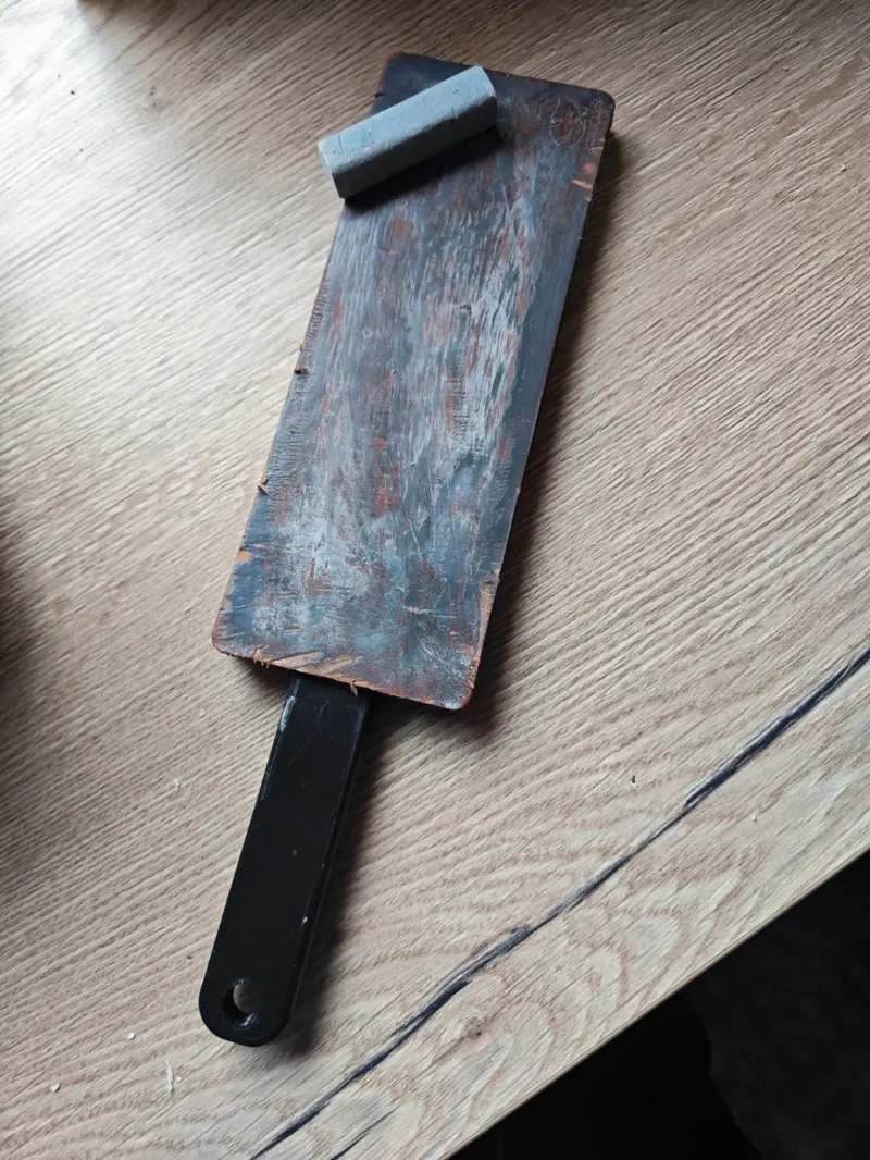 Strop base