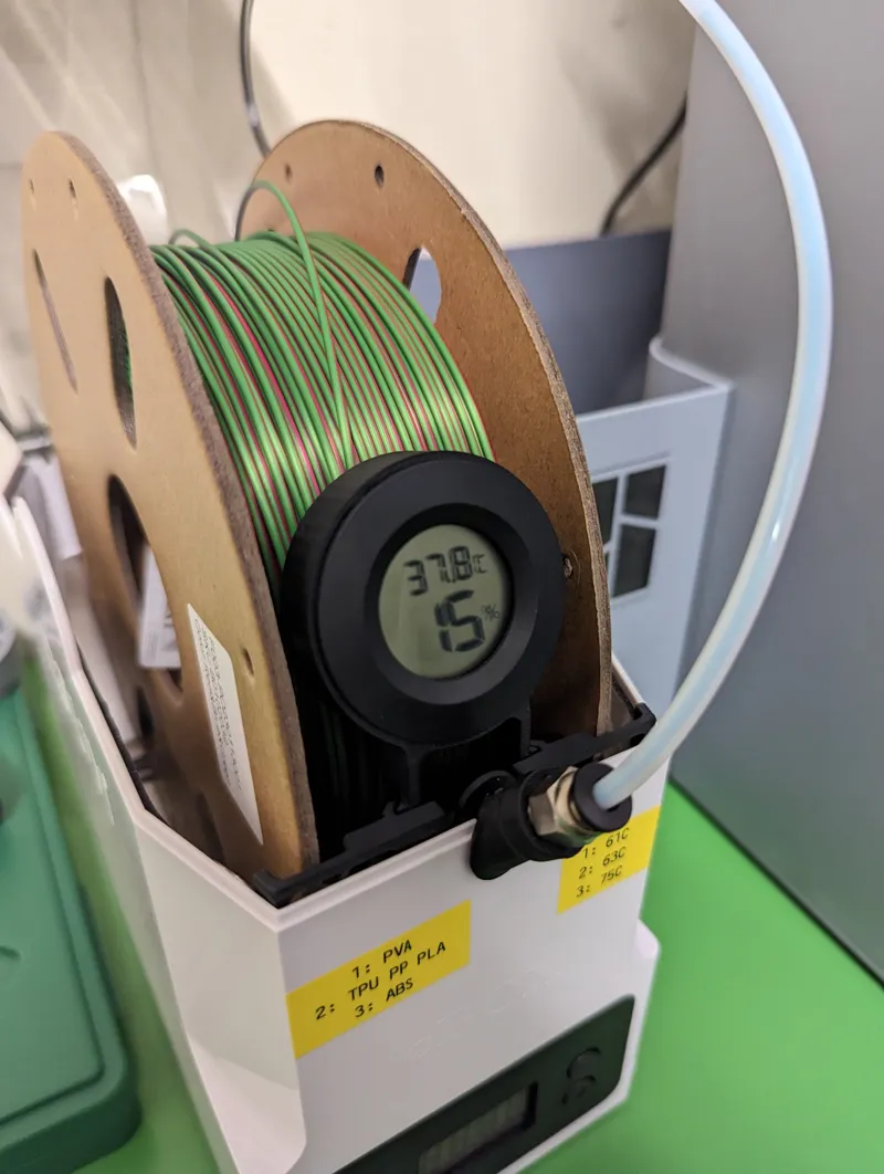 eBox Hygrometer Mounting Plate with Cutout for PTFE fitting