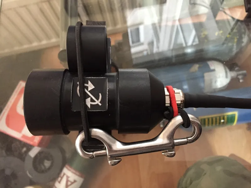 Shock Loop for Yellow Diving lights