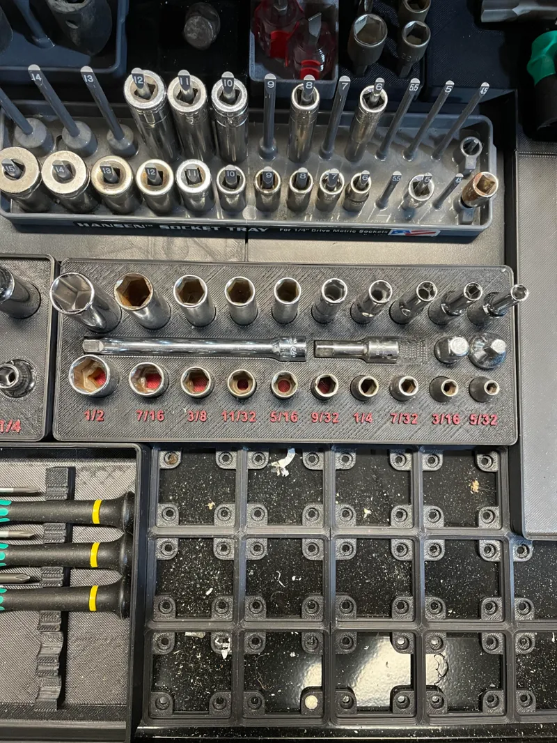 1/4 Socket Organizer Gridfinity Holder with Extensions and 3/8 Socket Adapter