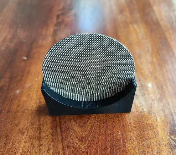 Portafilter puck screen holder