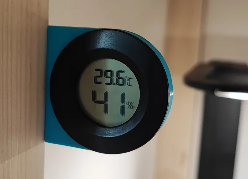 Universal Temp / Humidity Sensor holder