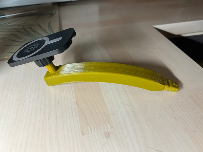 BMW i3 Phone holder