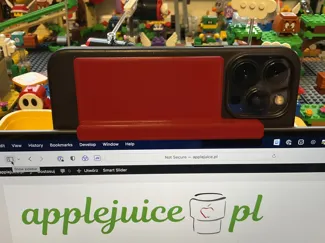 Continuity Camera iPhone mount for MacBook Pro and Air.