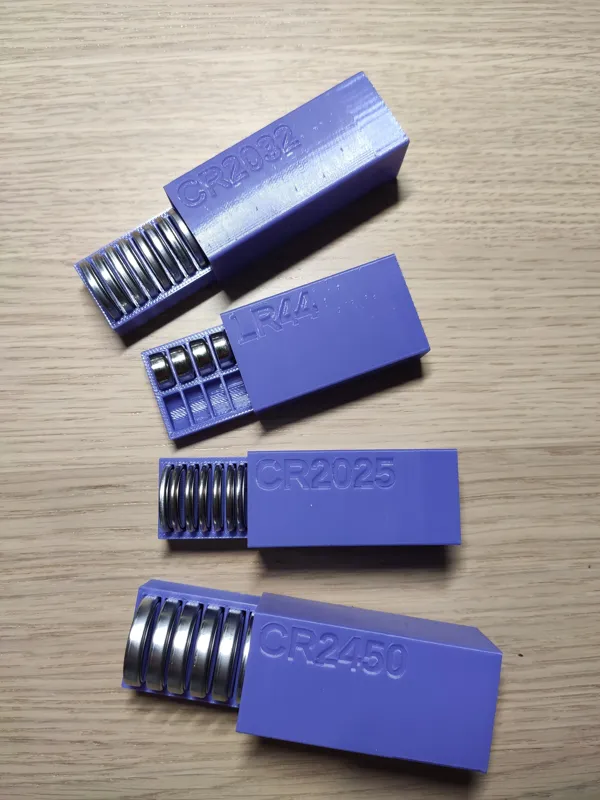 Small-Battery Cases (Parametric) v3