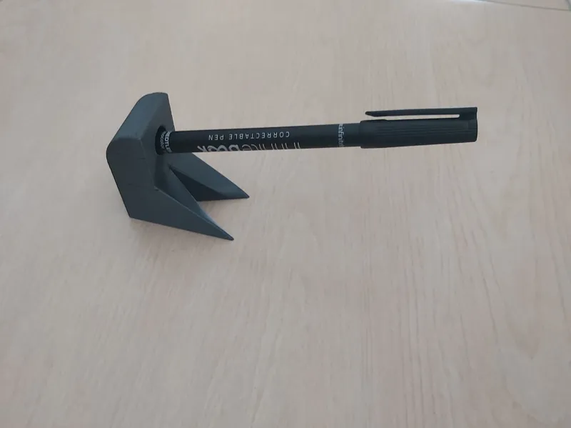Simple Pen Holder
