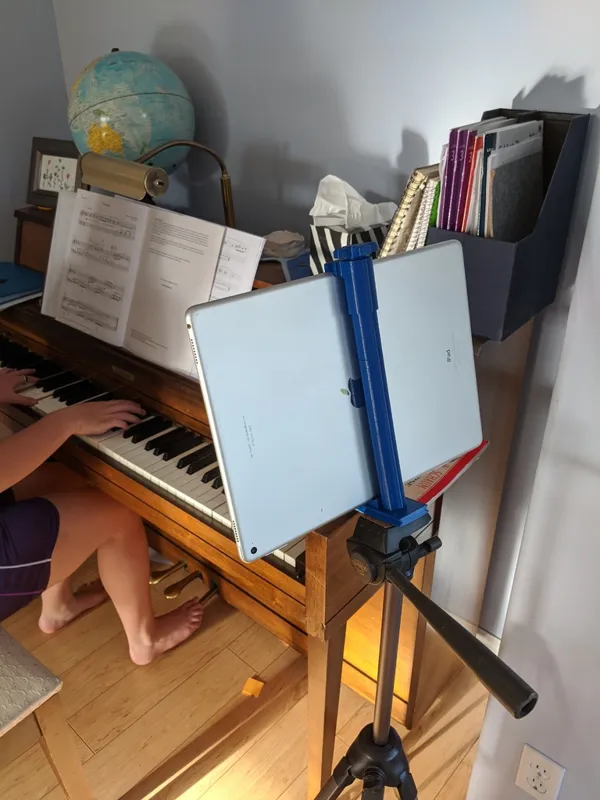 Support trépied pour iPad et téléphone