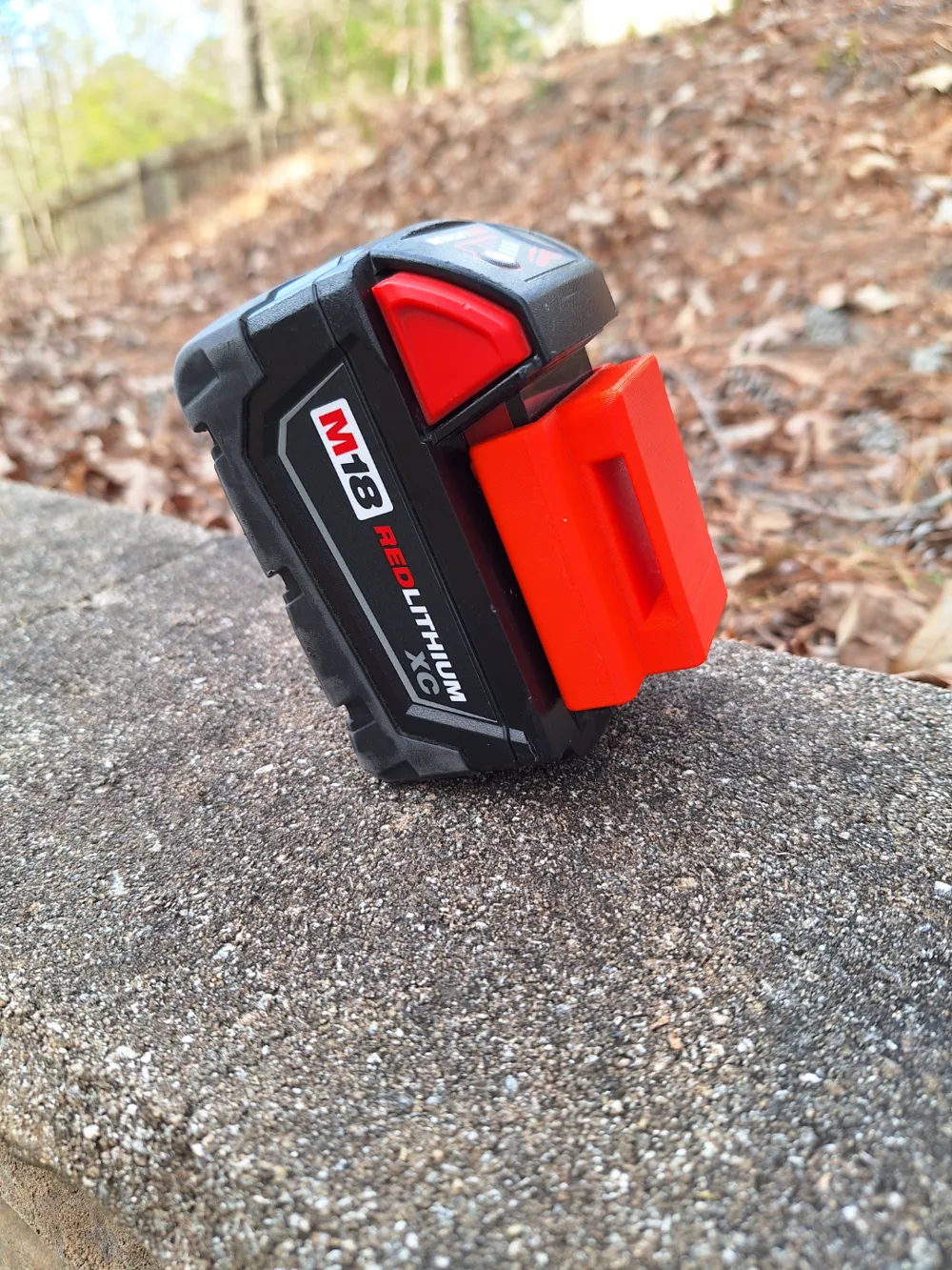 Milwaukee M18 Battery Belt Clip by BrickSaberBuilder MakerWorld