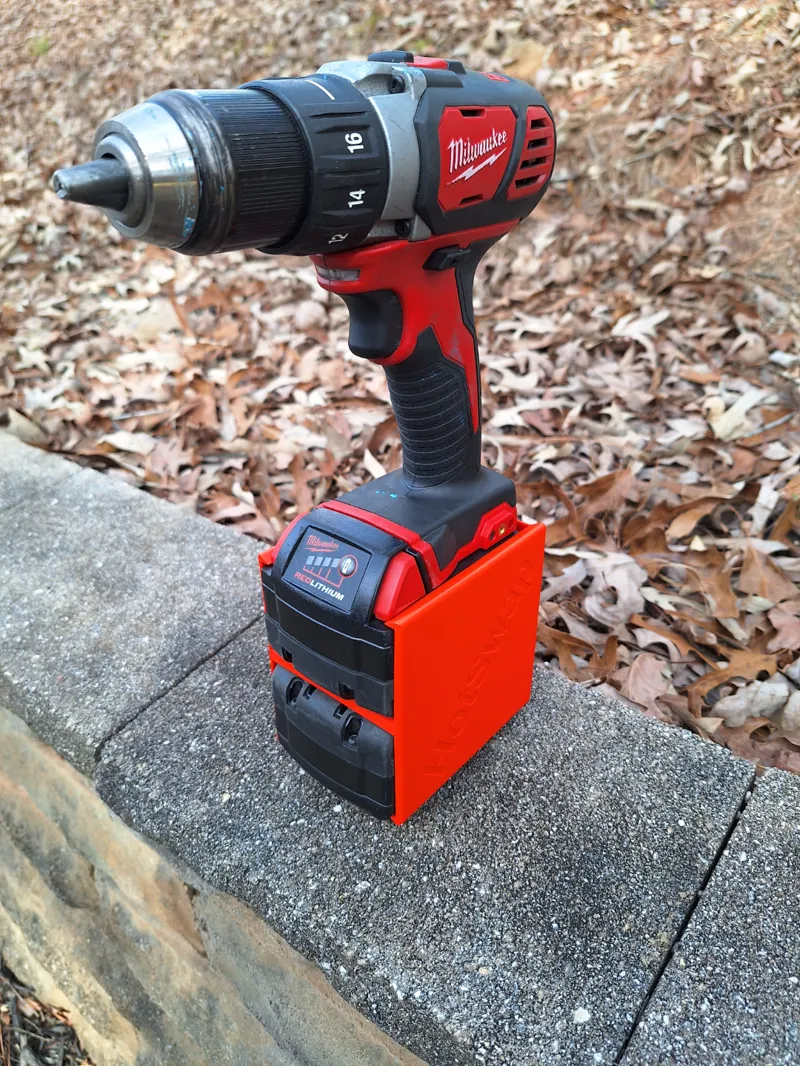 Milwaukee HotSwap Dual M18 XC Battery Holder