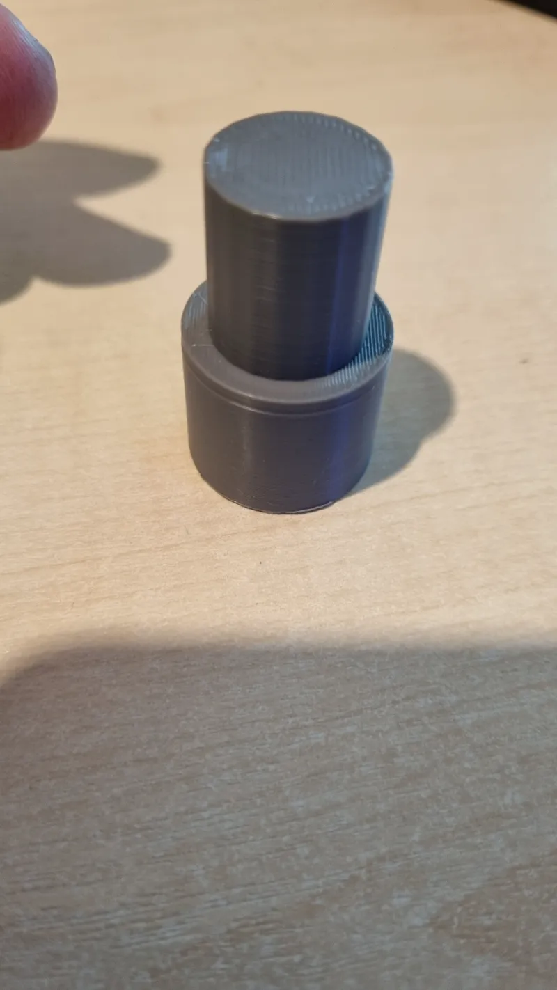 Addon end for the cross bars so you can use a 20mm metal conduit for electrical used in the UK